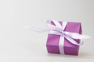 Impacchettare i gioielli per San Valentino - ton sur ton