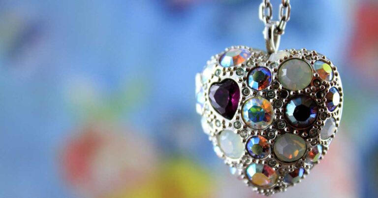 gioiello a cuore per san valentino