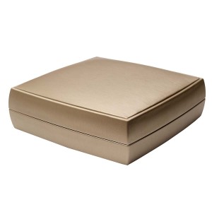 Astuccio led per collana Platino in similpelle Sofia led M4