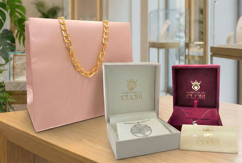 Astucci per gioielli in gioielleria