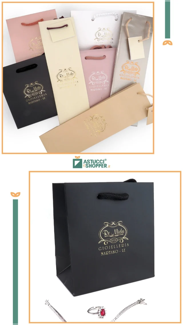 Shopper lusso e astucci con shopper, personalizzati con stampa a caldo, per la gioielleria @remidagioielleria
Richiedi anche tu una consulenza gratuita personalizzata per il tuo packaging, contattaci adesso 👉 link in bio.
.
.
.#astuccieshopper #stampaacaldo #astuccipergioielli #scatolepersonalizzate #scatolegioielli #packaginggioielleria #packagingideas #packagingpersonalizzato #packagingsumisura